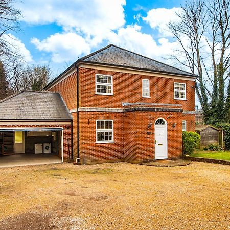 Perfect Home In Central Tunbridge Wells, Sleeps 10 Exterior photo